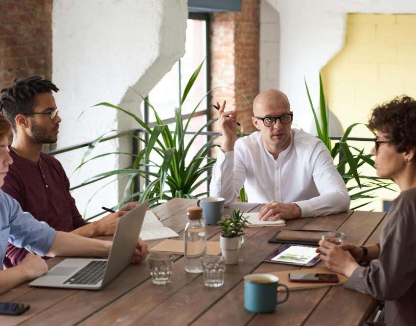 pexels-fauxels-3182781